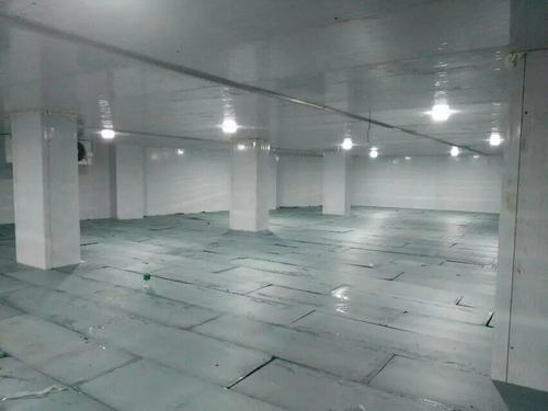 鄭州冷凍庫在使用中遇到發(fā)霉的問題怎么辦？